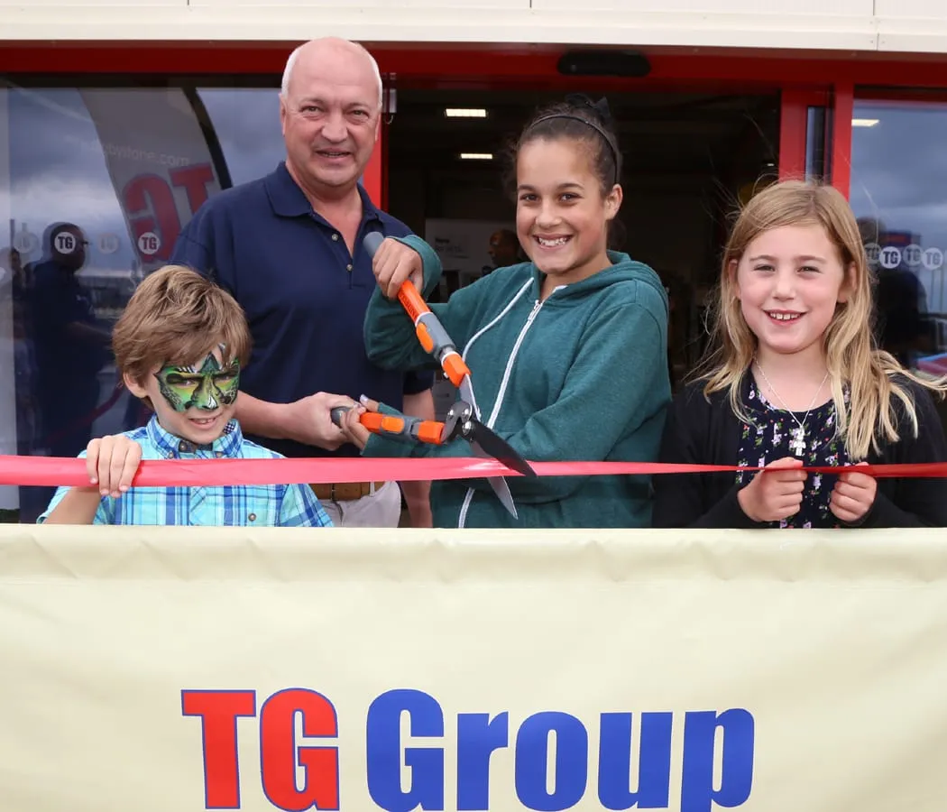 tg-bridgnorth-ribbon-cutting-pic